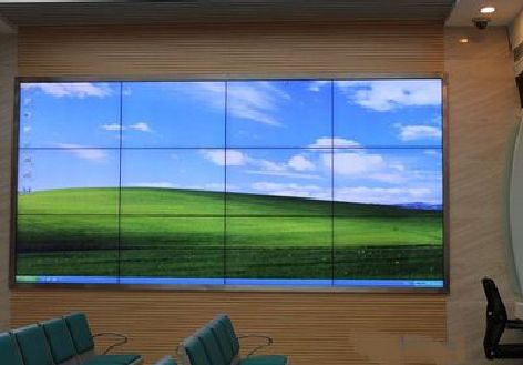 长宁县液晶拼接屏的另类用法。